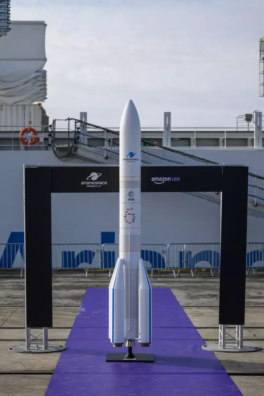 Lancement Ariane 64